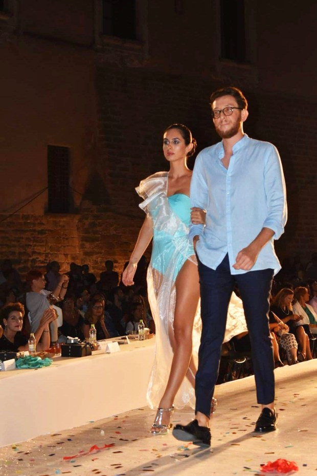 received_1018659121628579-01